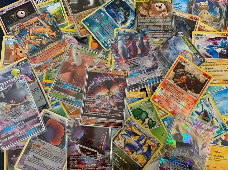 Pokémon Bulk Sammlung - ca. 700 Karten - Kartensammlung - Deutsch in Kenn
