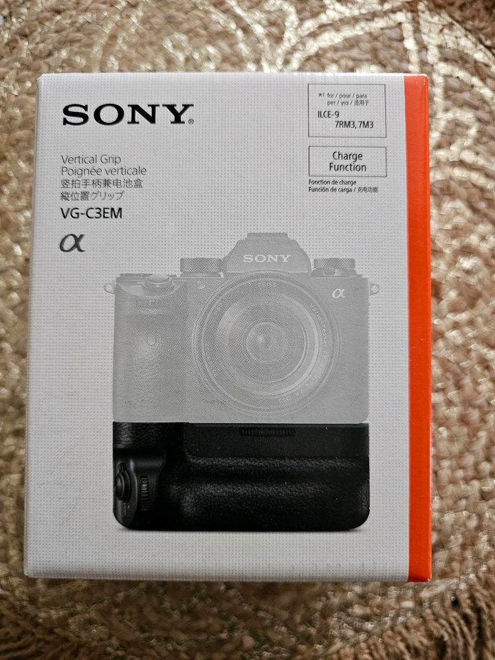 Sony VG-C3EM original Batteriegriff für Sony A9, A7III und A7rIII in Bodenheim