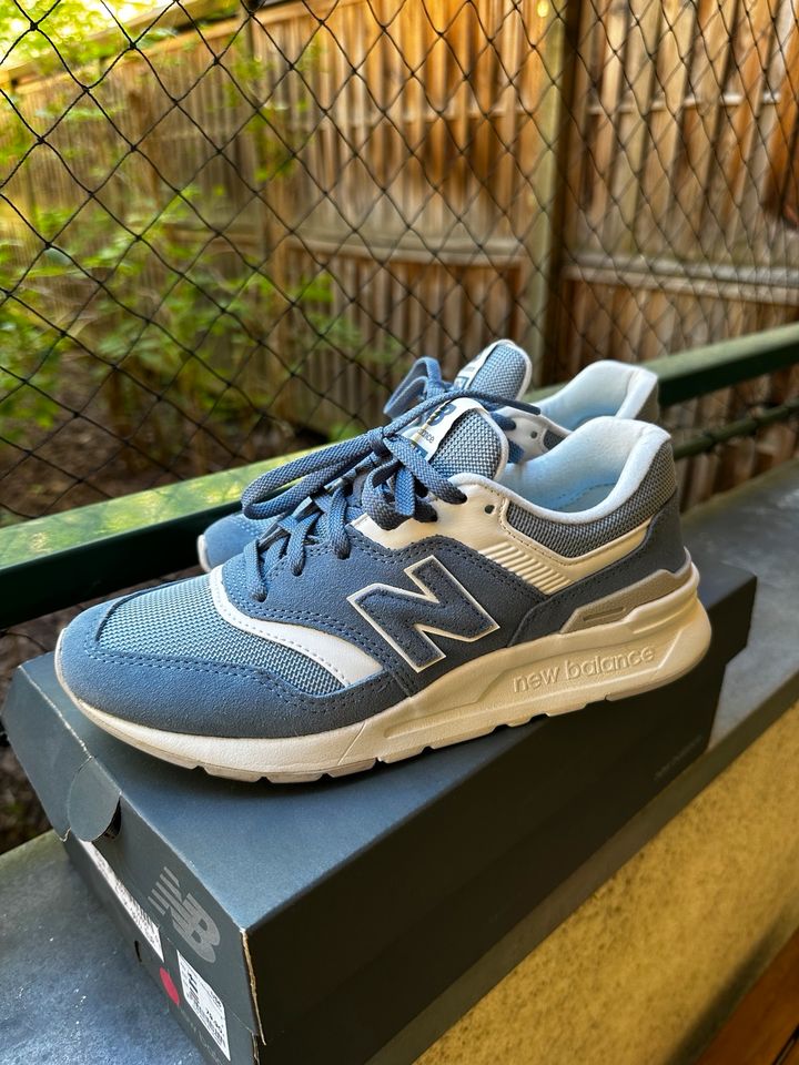 New balance 997h NEU mit Karton in Berlin