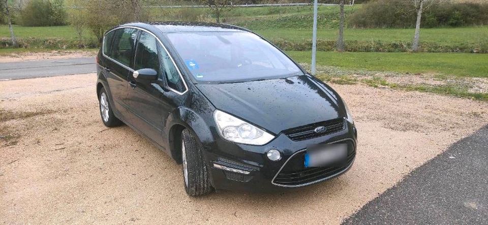 Ford S-Max 2015 Titanium 2.0 Liter 163 PS Schalter 7-Sitzer in Gammertingen