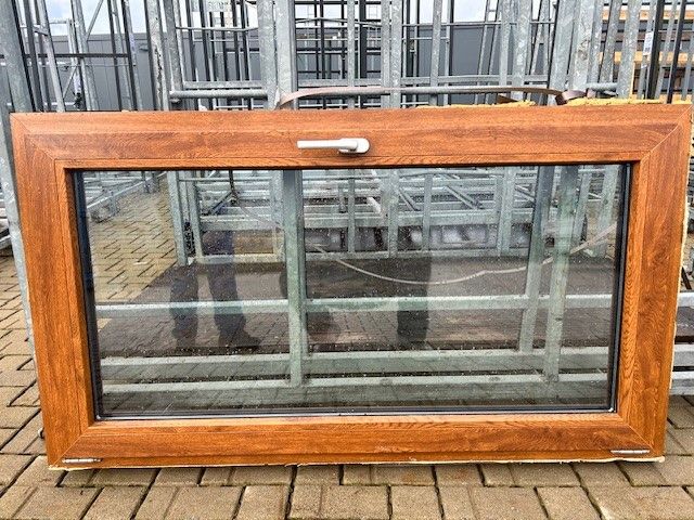 1-Tlg Fenster / Kipp oben in Olpe