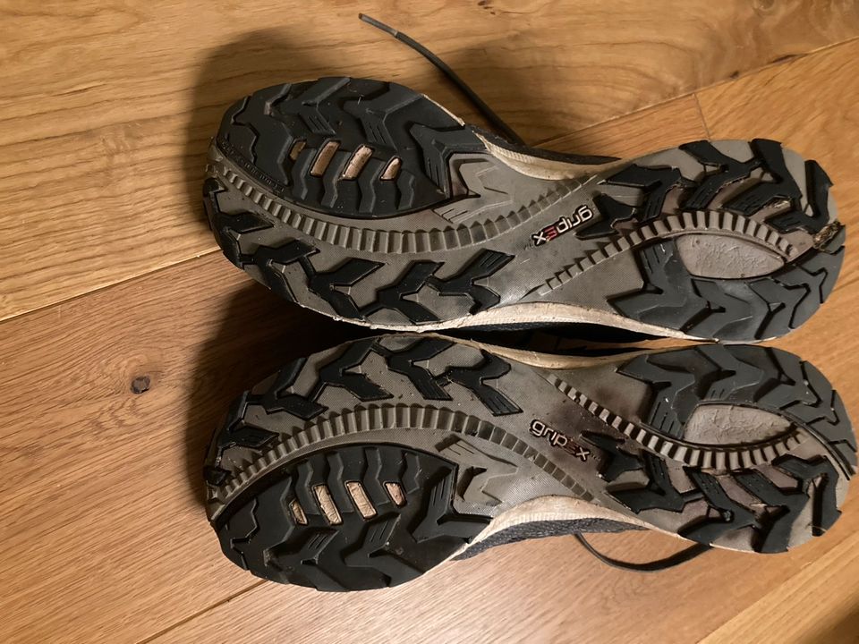 Mammut Goretex trekkingschuhe 39 1/3 in Marburg