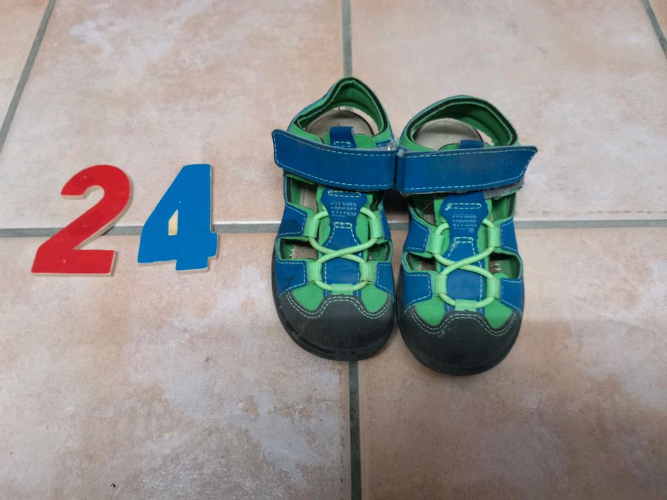 Geschlossene Sandalen 24 Pepino blau grün in Ilsede