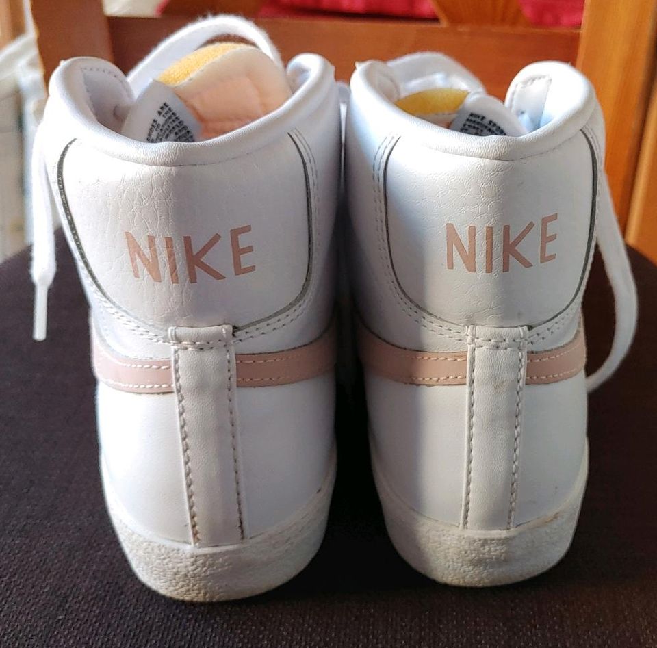 Turnschuhe hoch Nike Gr.40 in Reutlingen