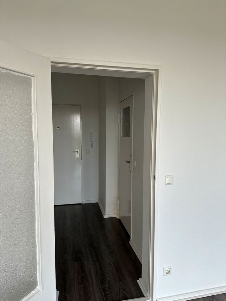 Nachmieter 1-Zimmer 40 qm Wohnung Steglitz 540€ unbefristet in Berlin