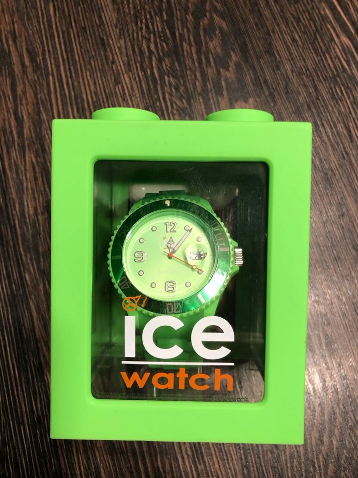 ICE Watch Silikon grün 45 mm in Gelnhausen