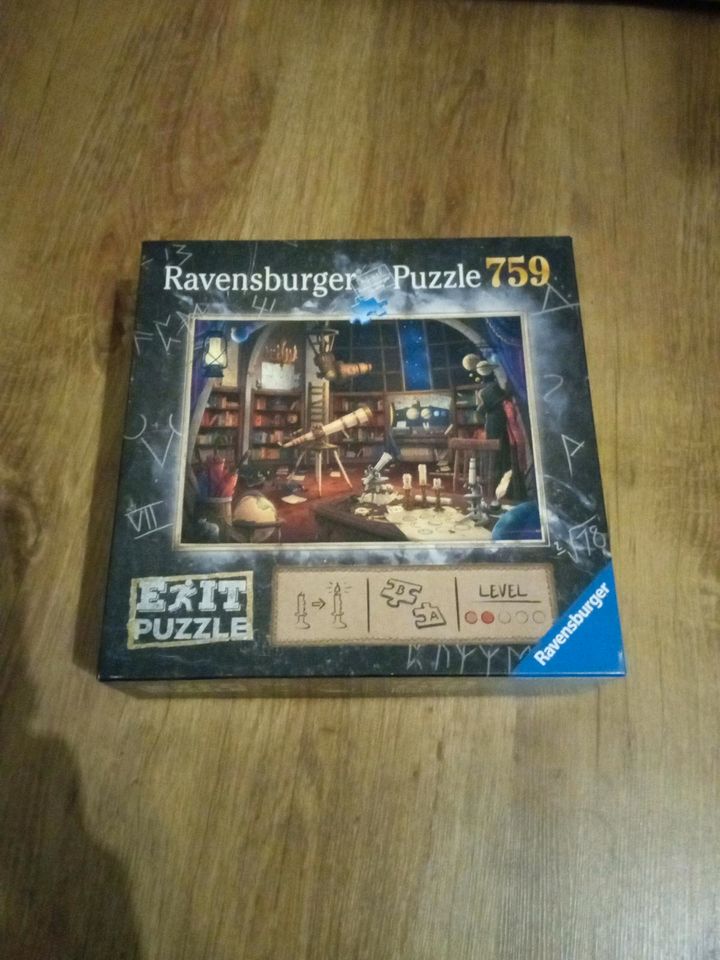 Ravensburger Exit Puzzle in Hesel