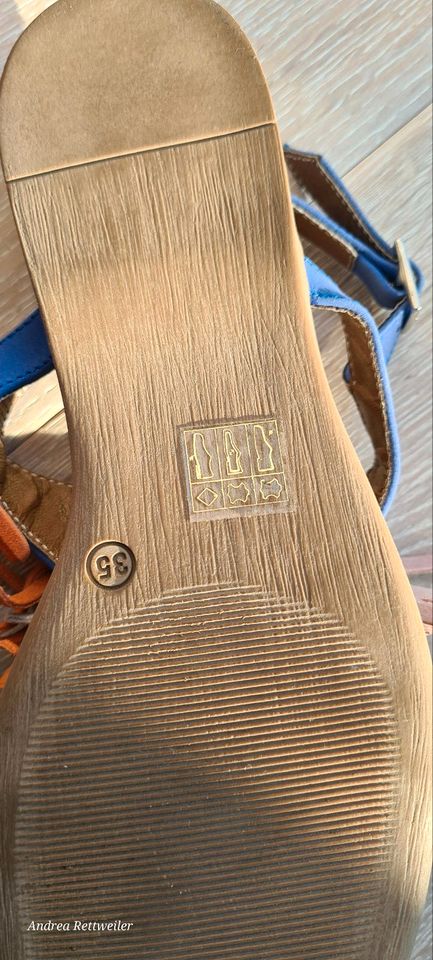 Ital. Sandaletten komplett aus Leder, bunt, Gr. 35 in Bensheim