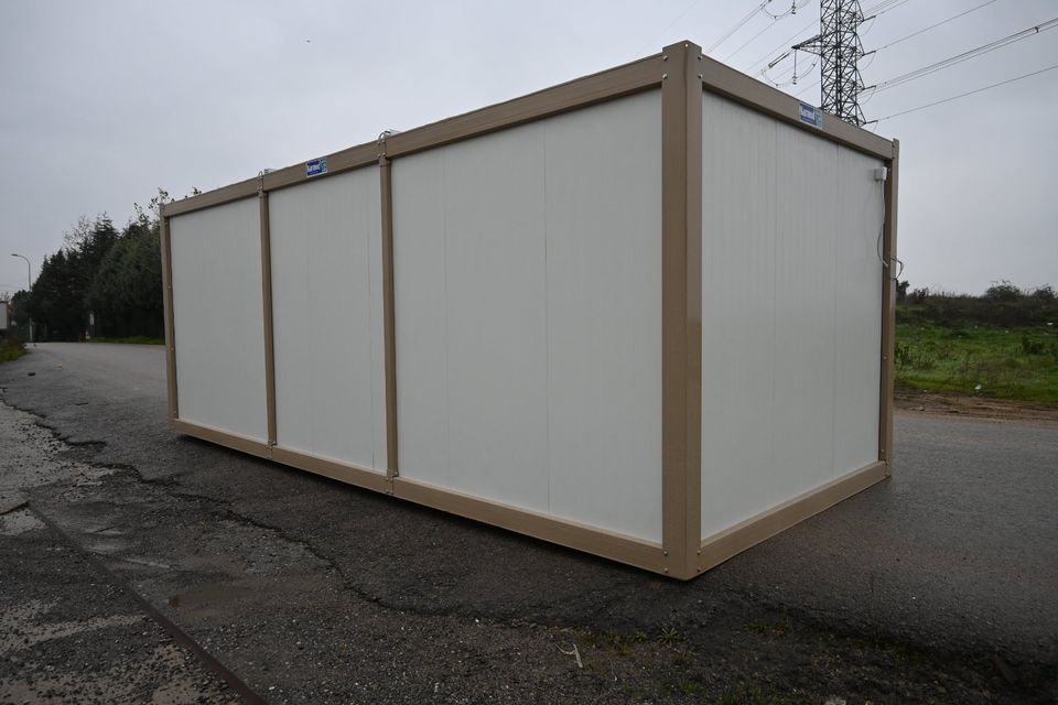 Lagercontainer | Imbisscontainer | Containeranlage | Flüchtlingscontainer | Baucontainer | Kassencontainer | Containerhaus | Wohncontainer | Raumcontainer | Bürocontainer in Issum