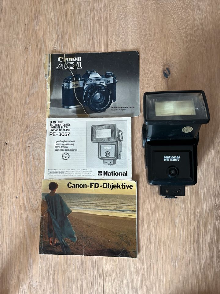 Canon AE1 Filmkamera mit zahlreichem Zubehör *Super Zustand* in Dillingen (Saar)