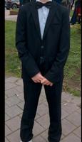 Smoking 170cm mit Hemd, wegen Konfirmation nur ein mal getragen Baden-Württemberg - St. Georgen Vorschau