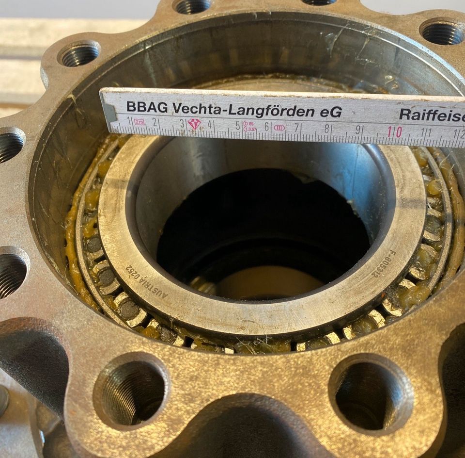 Radnabe Bremsscheibe Radlager komplett Mercedes actros hinten neu in Vechta