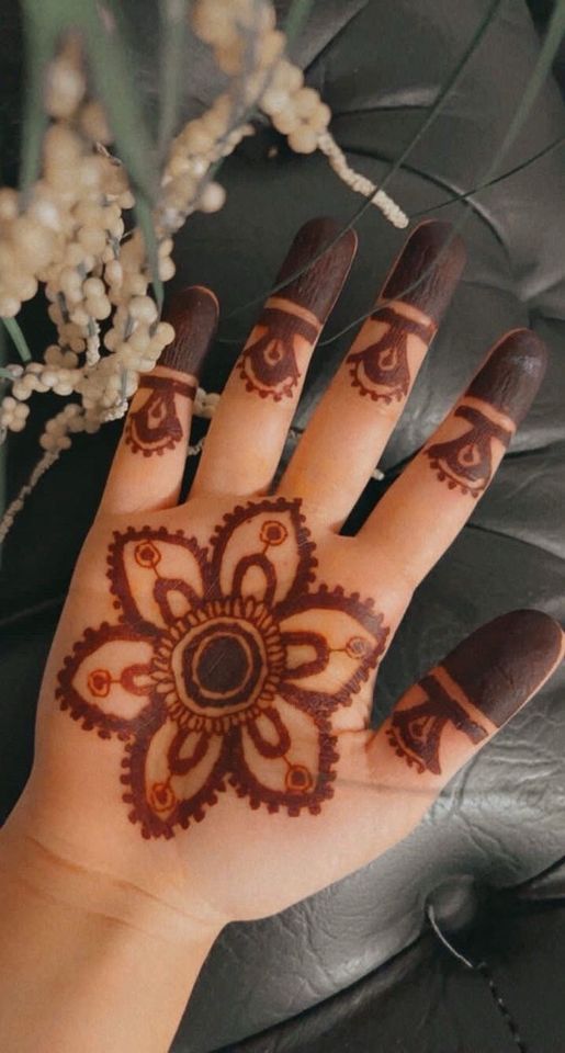 Henna machen lassen in Meerbusch