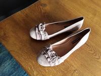 Ballerina Wildleder taupe Görtz&Shoes Gr. 39, neu! Rheinland-Pfalz - Schuld Vorschau