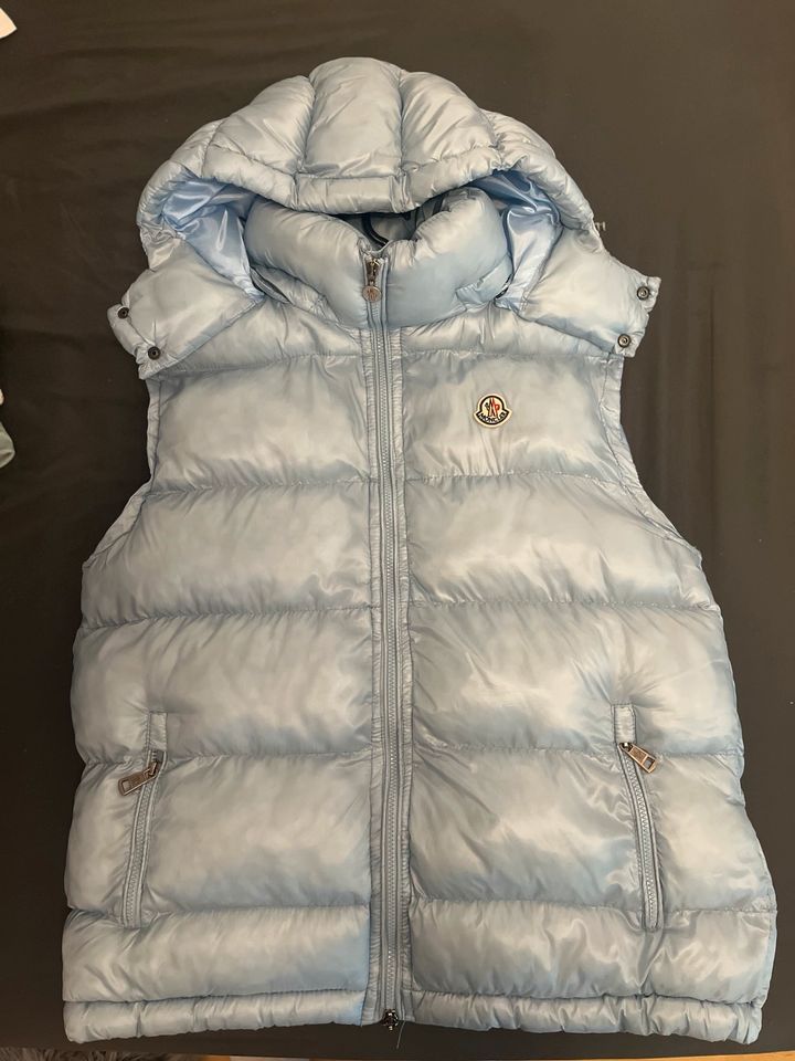 Moncler Weste mit Kapuze Herren in Nordhalben