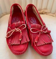 Tod’s Gommino Loafer Slipper Rot 37,5 Kreis Pinneberg - Elmshorn Vorschau