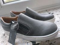 Halbschuhe Echtleder Gr. 35,5 NEU München - Moosach Vorschau