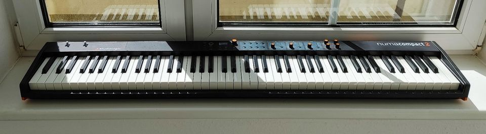 Studiologic E-Piano 88 Tasten Keyboard ⭐️ Numa Compact 2 in Bielefeld