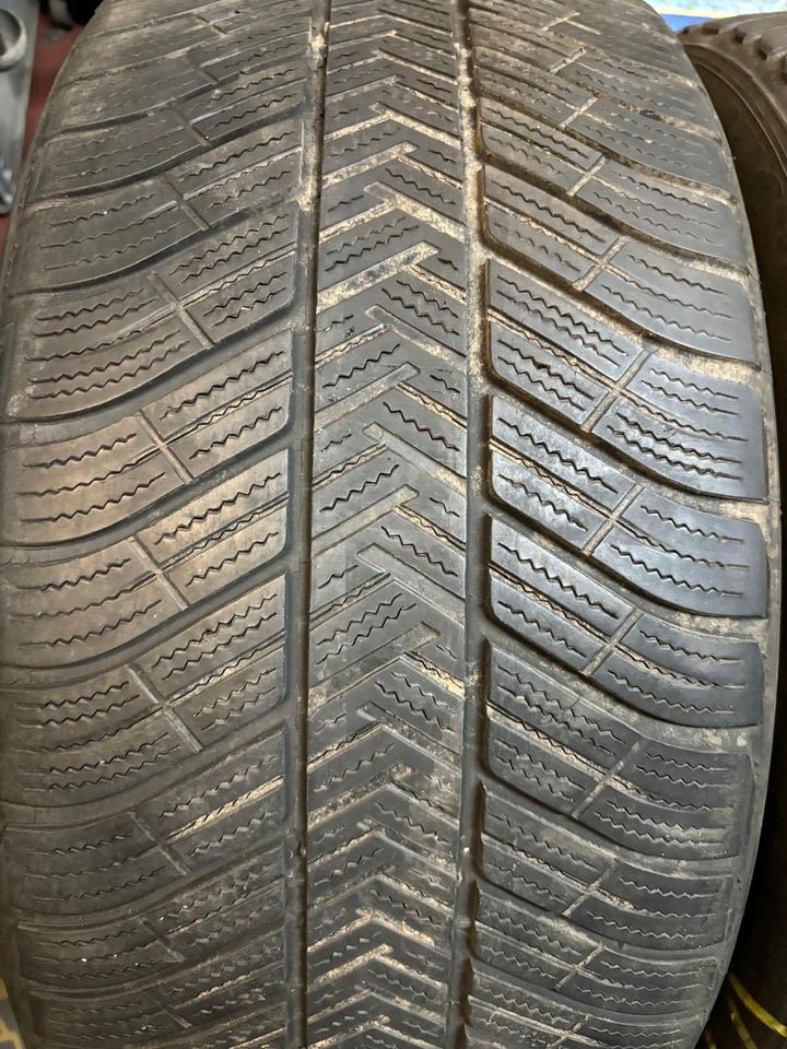 Michelin Pilot Alpin PA4 295/35 R19, 265/40 R19 Winterreifen in Schwieberdingen