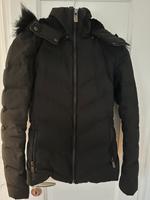 Winterjacke ZARA in Schwarz, Größe S Dresden - Mobschatz Vorschau