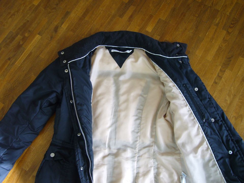 Damen-Steppjacke "Tommy Hilfiger", Gr. M/38, mit Kragen in Ratingen