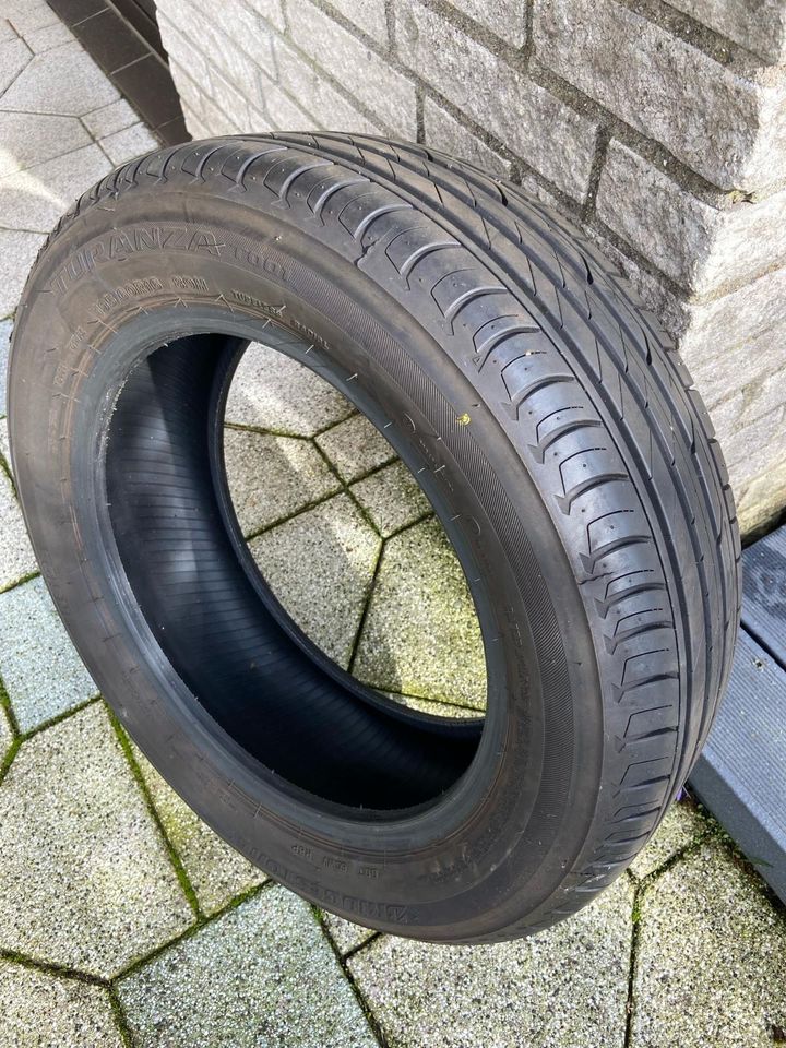 Sommerreifen (4 Stk) Bridgestone Turanza 195/60R16 89H top Profil in Wees