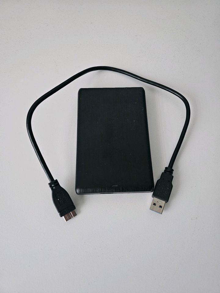 Toshiba Canvio 1 TB Festplatte Extern USB 3.0 1000 GB Harddisk in Freiburg im Breisgau