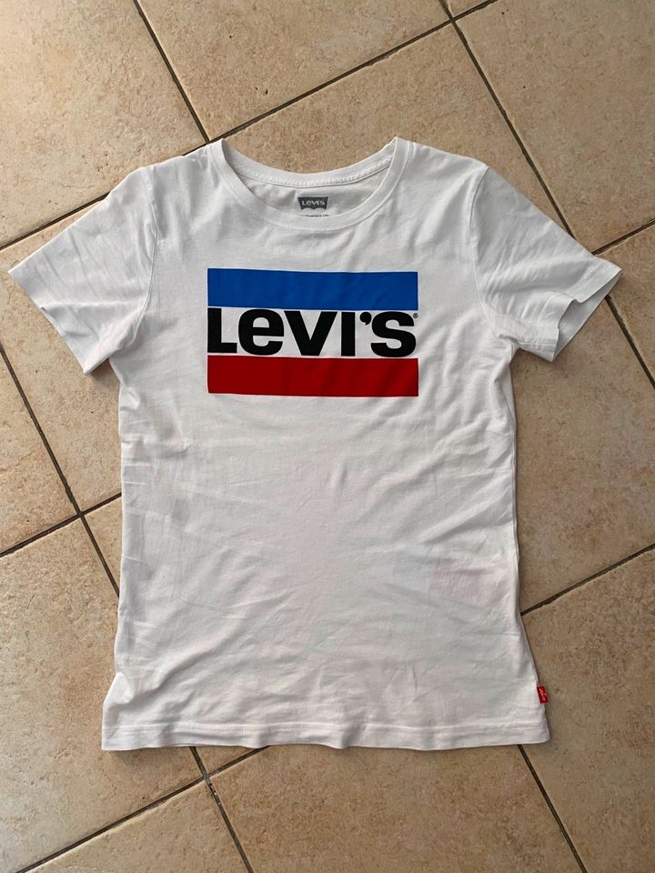 Levi’s T-Shirt weiß Gr.164 in Massing