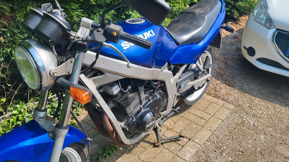 Motorad Suzuki in Moers