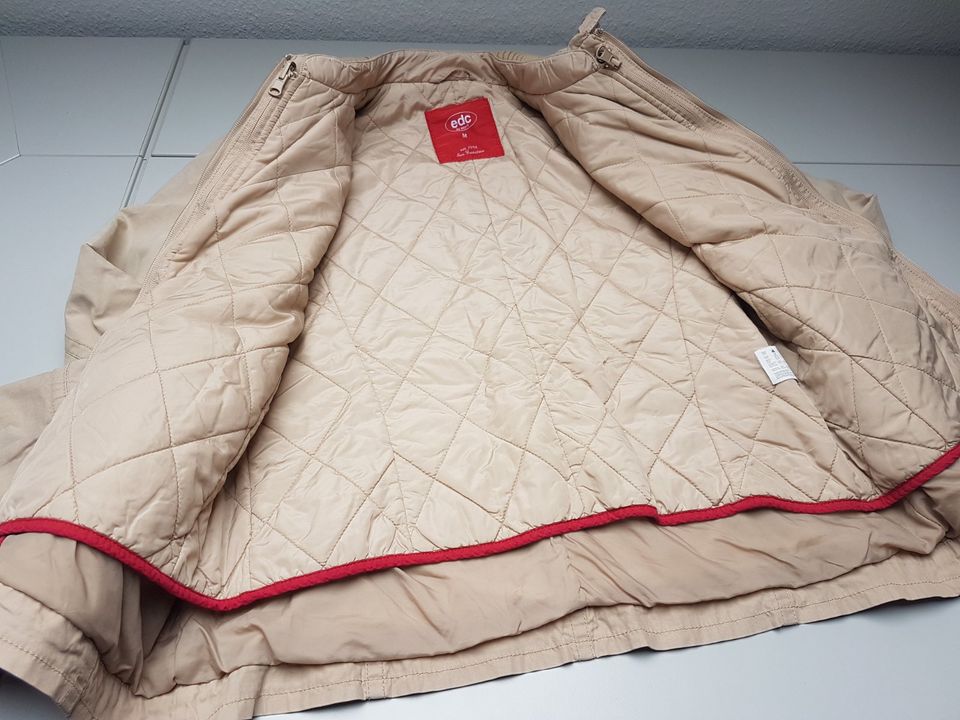 schöne,tolle, bequeme Doppeljacke von EDC Esprit, Gr.M beige in Heiningen