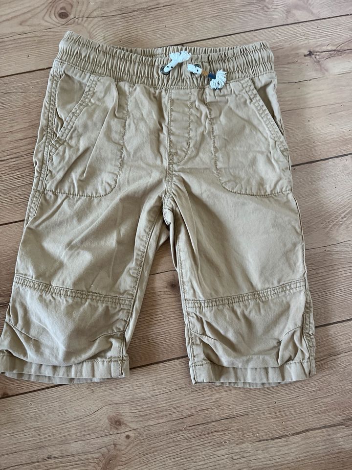 Kurze Hose Gr 116 beige in Eching (Niederbay)