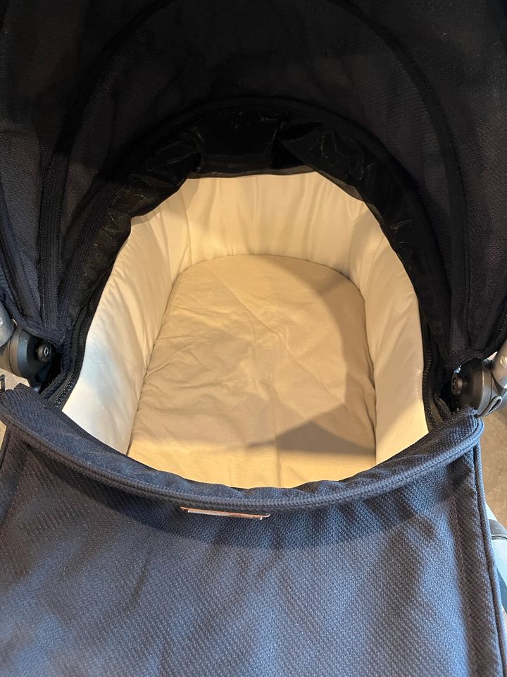 Kinderwagen Mon Nuova Air Komplettset + Babyschale von Maxi Cosi in Dortmund