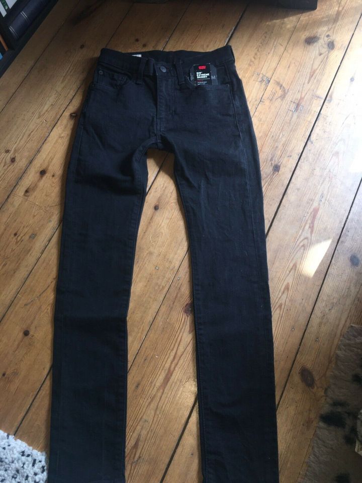 Levi’s Premium Jeans 519 extreme skinny W 28 L 32 Gr 152 12 jä. in Reinbek