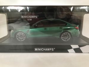 Minichamps Modellauto BMW M4 2020 grau metallic Modellauto 1:18 Minichamps,  Maßstab 1:18, in Originalverpackung