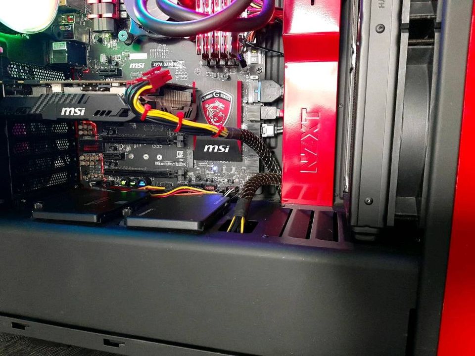 Gaming pc (GÜNSTIG) und eine ( WASSERKÜHLUNG) in Lonnig