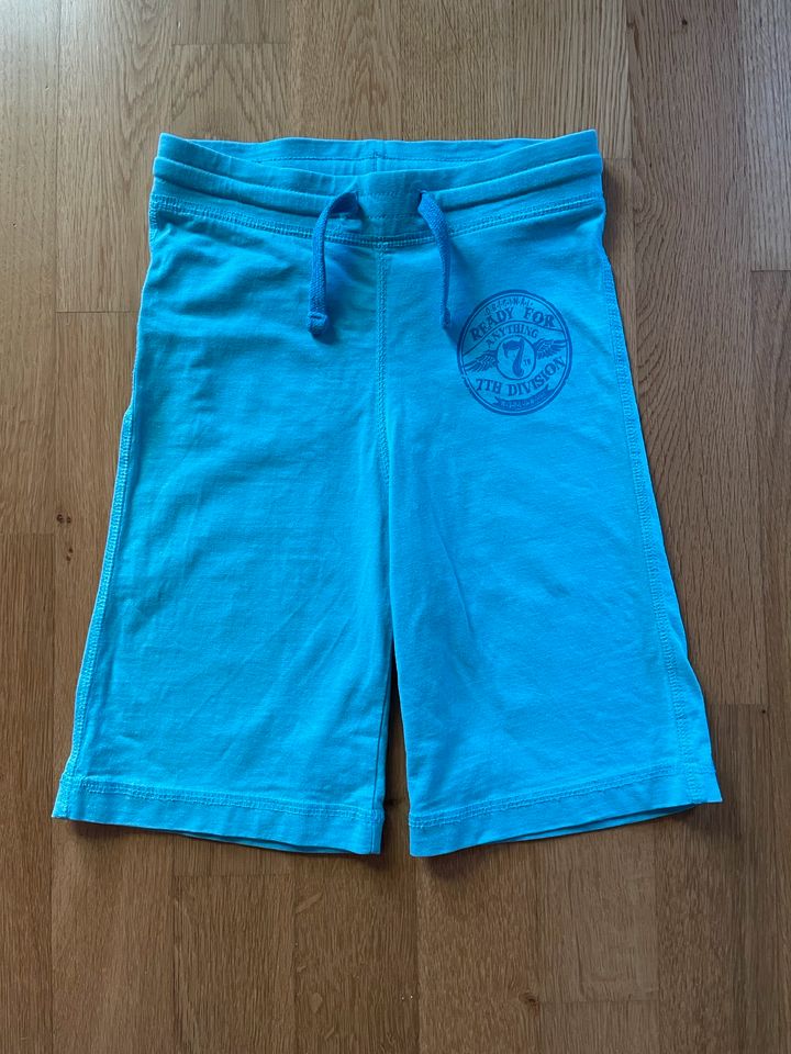 H&M • Jungen-Bermuda-Shorts • Gr.104 in Hildesheim