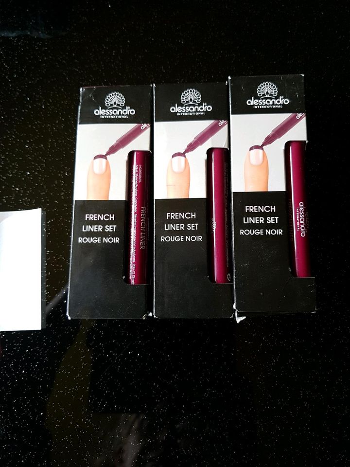 4 x alessandro French Liner Set Rouge Noir in Wuppertal