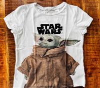 H&M T Shirt H&M - Star Wars Baby Yoda Gr. 134/140 Herzogtum Lauenburg - Kröppelshagen-Fahrendorf Vorschau