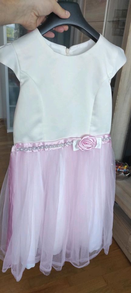 Paket Prinzessin Kleid sehr viel in Dachau