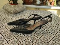 Bronx Echtleder Riemchen Absatzschuhe schwarz Gr.38 Brandenburg - Cottbus Vorschau
