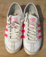 Adidas Sportschuhe, Laufschuhe,Turnschuhe Gr 36 2/3 Leder Vintage Brandenburg - Eberswalde Vorschau