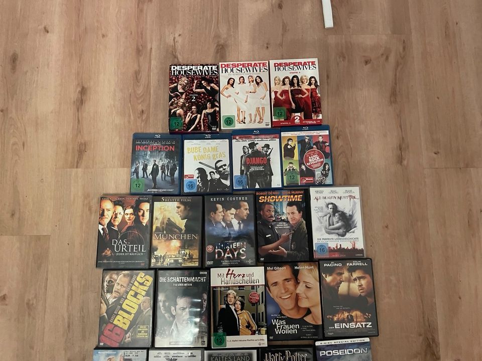 46 DVD DVD´s Blu Blue RAY Filme Serien Serie Blockbuster Film in Hamburg