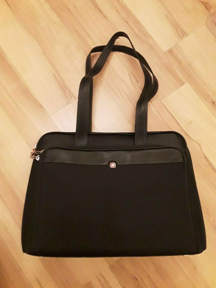 Wenger Laptoptasche / Aktentasche / Tasche schwarz in Stelle