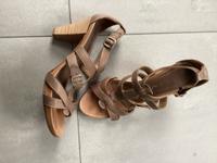 Unisa Sandalen Gr. 39 mauve Nordrhein-Westfalen - Nettetal Vorschau
