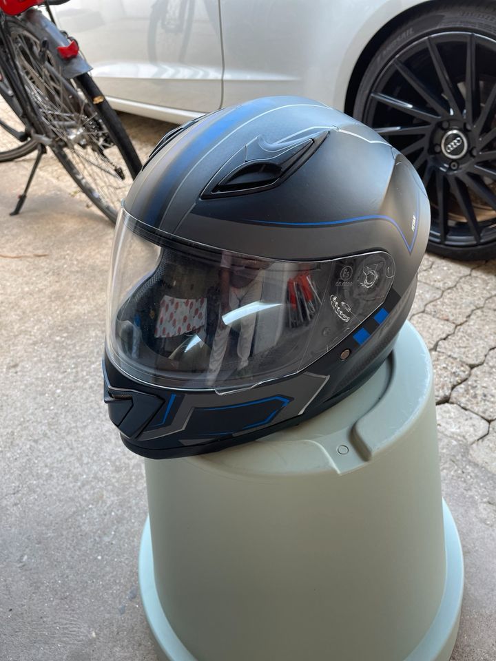 Motorrad Helm XL 61-62 in Herne