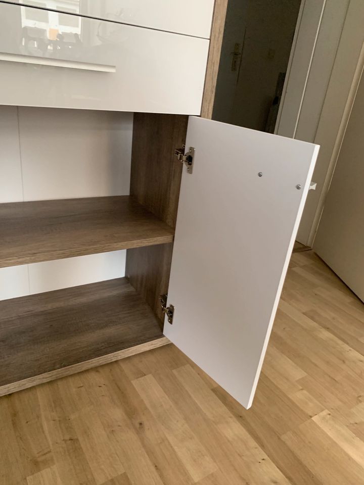 Maja Schrank Schlafzimmer Kleiderschrank in Leipzig