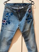 Desigual Jeans denim hell blau Stickerei Gr. 28 Düsseldorf - Urdenbach Vorschau