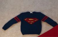 Superman Pullover 122/128 Frankfurt am Main - Ostend Vorschau