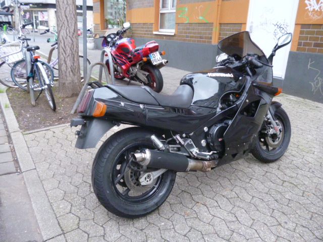 Kawasaki GPZ 1000 RX in Düsseldorf