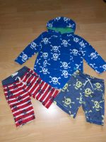 Mini Boden Paket Piraten Totenkopf Shorts Badehose 3-5 110 Poncho Hessen - Wolfhagen  Vorschau